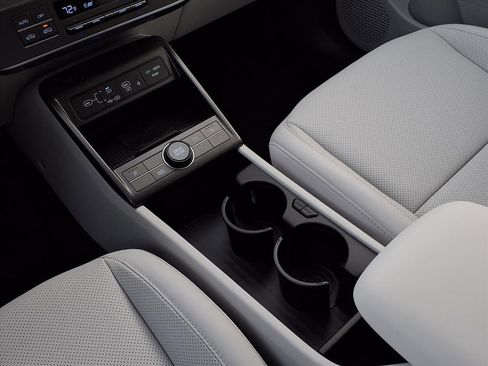 New 2026 Hyundai Kona SEL Premium FWD image 17