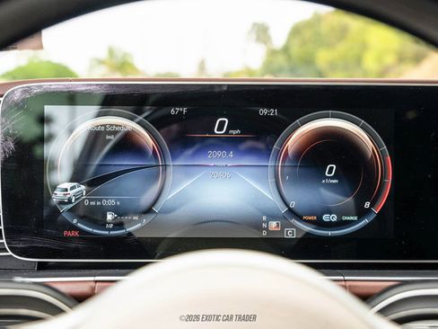 Used 2023 Mercedes-Benz Maybach GLS 600 4MATIC image 27