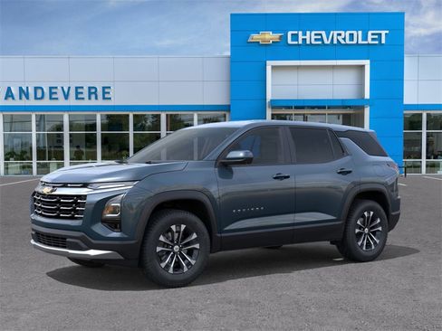 New 2026 Chevrolet Equinox LT w/ Safety and Technology Package image 2