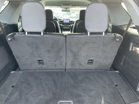 Used 2023 Ford Explorer Limited w/ Equipment Group 301A image 11