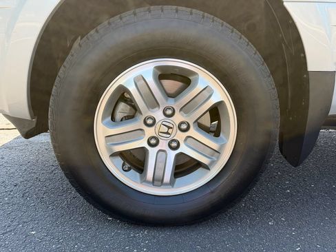 Used 2005 Honda Pilot EX-L image 39