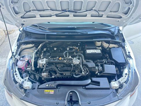 Used 2025 Toyota Corolla LE image 32
