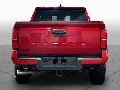 Used 2024 Toyota Tacoma TRD Off-Road image 5