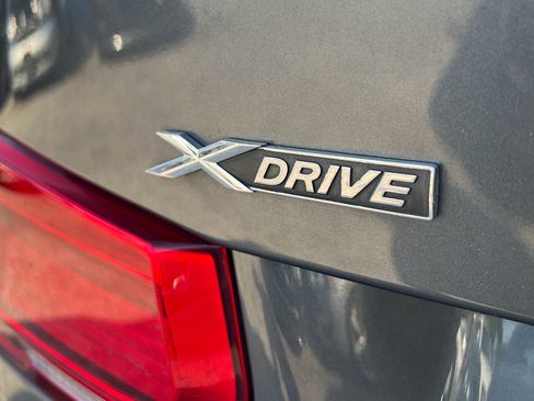 Used 2018 BMW 320i xDrive Sedan image 37