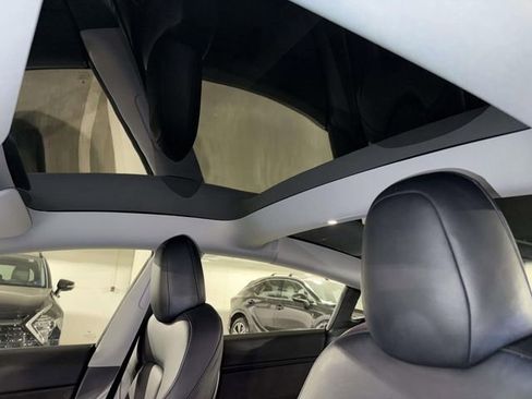 Used 2022 Tesla Model 3 Long Range AWD/4WD image 22