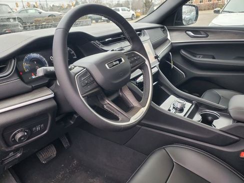 New 2026 Jeep Grand Cherokee L Limited image 11