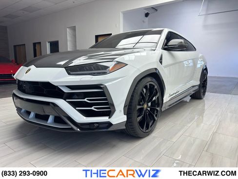 Used 2020 Lamborghini Urus image 9