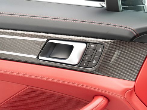 Certified 2023 Porsche Panamera GTS image 22