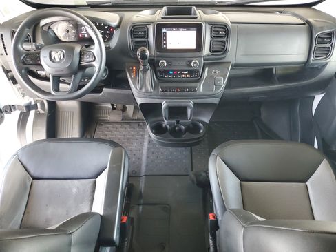 Used 2025 RAM ProMaster 2500 w/ Convenience Group FWD image 12