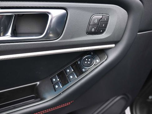 New 2026 Ford Explorer ST image 24
