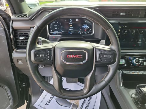 Used 2023 GMC Sierra 1500 AT4 w/ Technology Package image 23