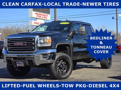 Used 2018 GMC Sierra 2500 4x4 Crew Cab w/ Sierra Convenience Package