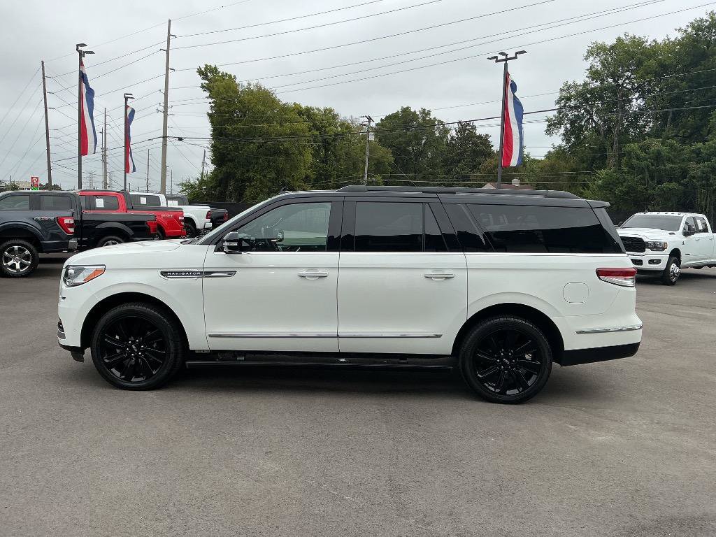 Used 2022 Lincoln Navigator L Black Label AWD/4WD image 4