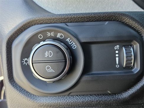 New 2025 Jeep Gladiator Sport image 30