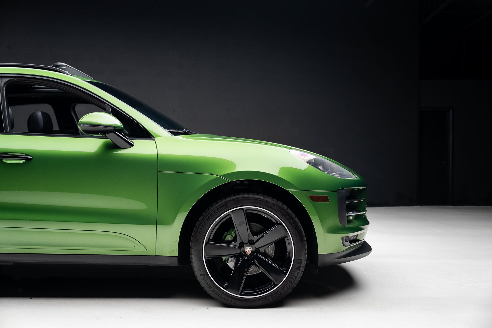 Used 2019 Porsche Macan AWD/4WD image 37