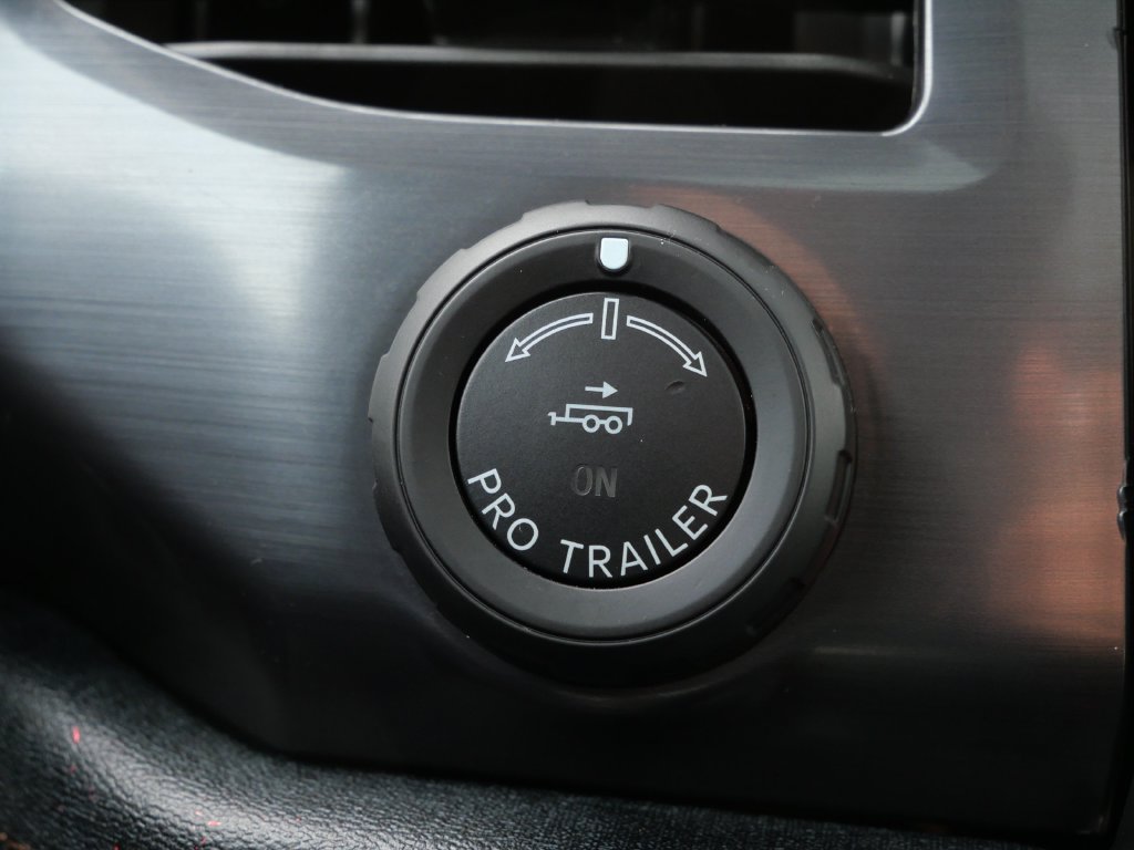 Used 2025 Ford F150 Lightning Lariat AWD/4WD image 48