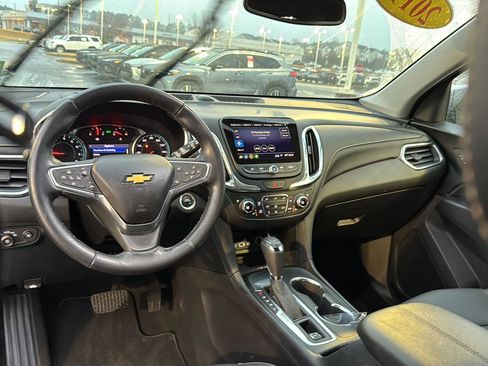 Used 2019 Chevrolet Equinox Premier image 16