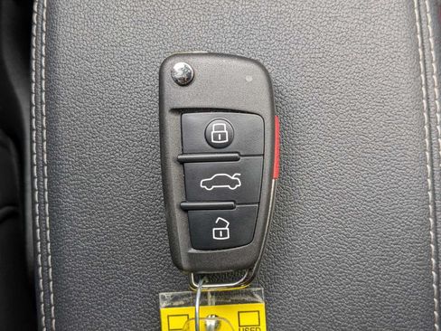 Used 2024 Audi Q3 2.0T Premium Plus AWD/4WD image 38