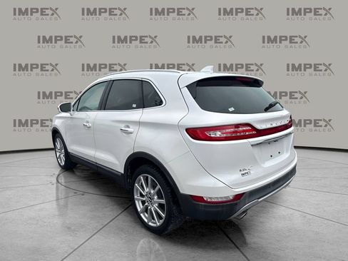 Used 2019 Lincoln MKC Reserve w/ MKC Technology Package FWD image 2