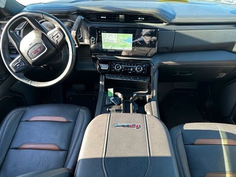Used 2024 GMC Sierra 2500 AT4 w/ AT4 Preferred Package image 21