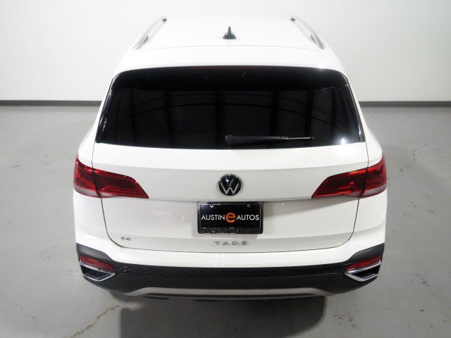 Used 2024 Volkswagen Taos SE FWD image 6
