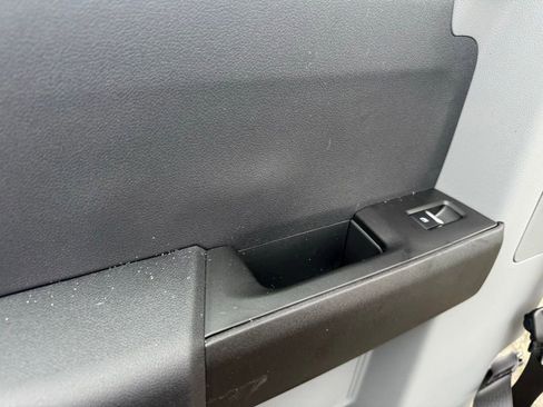 New 2026 Ford F250 XL w/ XL Chrome Package image 22