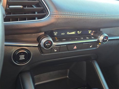 Used 2024 MAZDA MAZDA3 s image 26