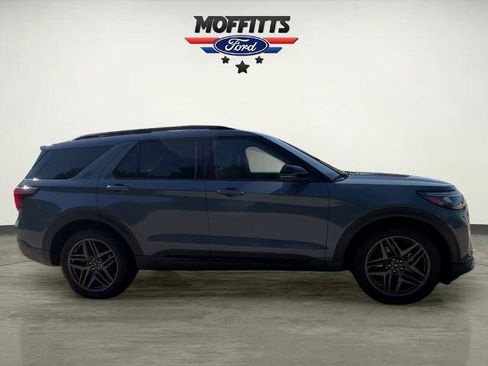 Certified 2025 Ford Explorer ST AWD/4WD image 6