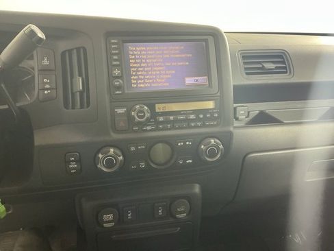 Used 2014 Honda Ridgeline SE image 31