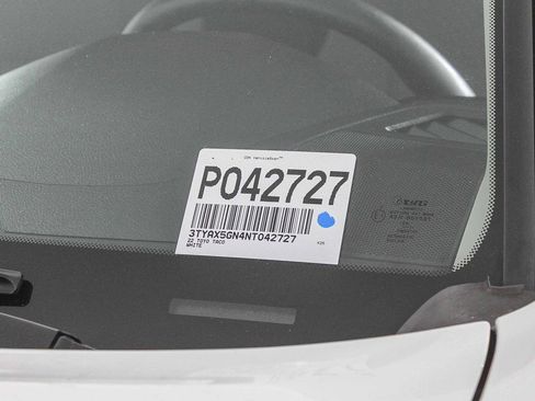 Used 2022 Toyota Tacoma SR w/ SR Convenience Package image 28