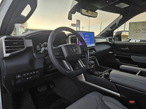 New 2026 Toyota Tundra Limited image 12