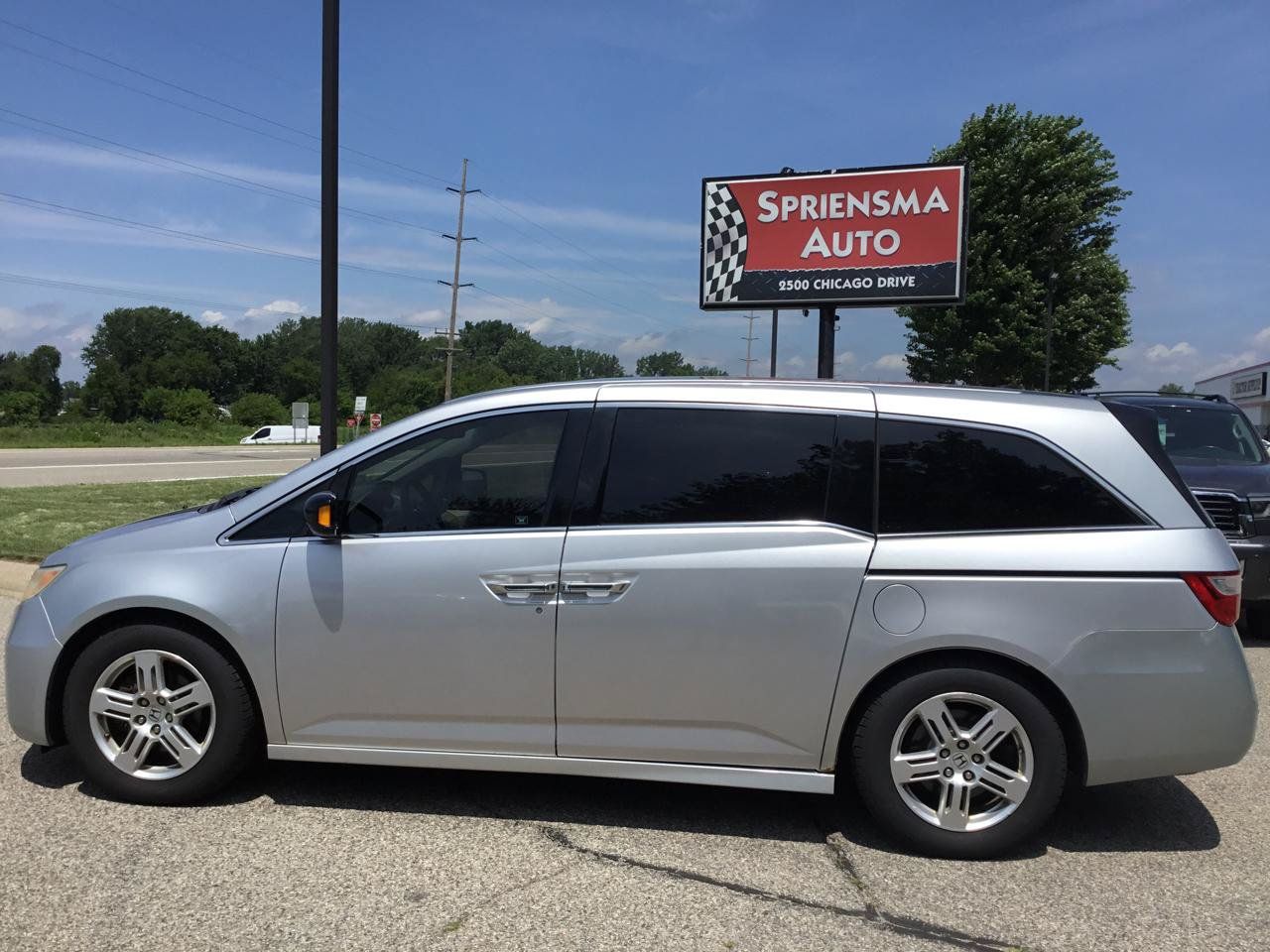 Used 2012 Honda Odyssey Touring image 10