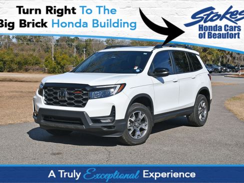 Used 2023 Honda Passport TrailSport image 1