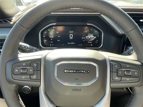 New 2026 GMC Sierra 3500 Denali w/ Denali Reserve Package image 19