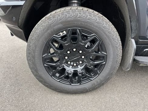 New 2025 GMC Hummer EV 3X w/ LPO, Dark Essentials Package image 22