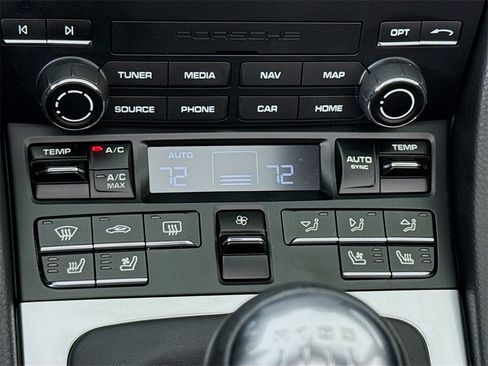 Used 2024 Porsche 718 Boxster Style Edition image 23