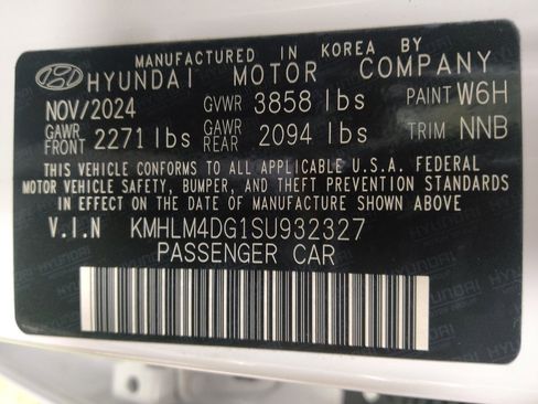 Used 2025 Hyundai Elantra Sport FWD image 33