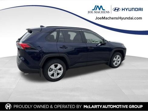 Used 2019 Toyota RAV4 XLE w/ Convenience Package AWD/4WD image 7