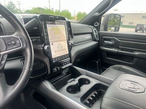 Used 2024 RAM 2500 Laramie w/ Night Edition AWD/4WD image 28
