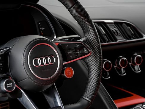 Used 2020 Audi R8 V10 w/ 20" Wheel Package image 19