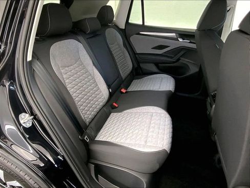 New 2026 Volkswagen Tiguan S AWD/4WD image 10