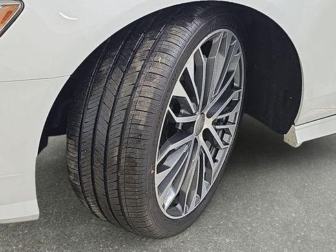 Used 2018 Audi A6 2.0T Premium Plus w/ Premium Plus Package FWD image 32