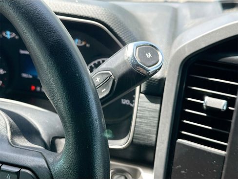 Used 2021 Ford F150 XLT image 16