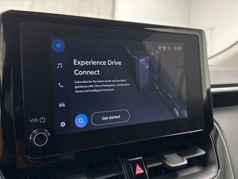 Certified 2024 Toyota Corolla Cross LE image 18