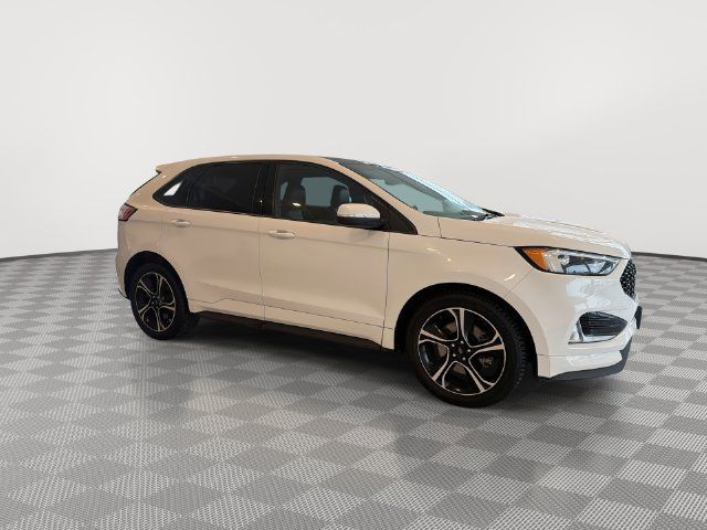 Used 2020 Ford Edge ST w/ Cold Weather Package AWD/4WD image 14