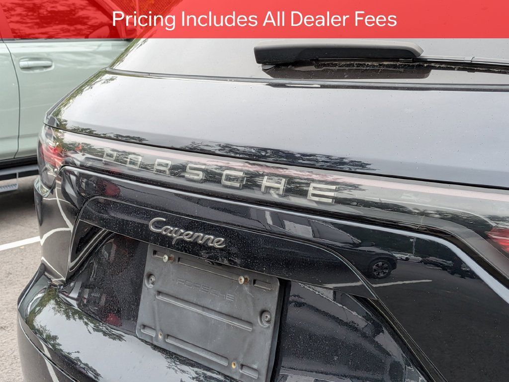 Used 2023 Porsche Cayenne Platinum Edition AWD/4WD image 7