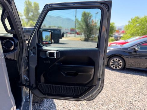 Used 2019 Jeep Wrangler Unlimited Sport AWD/4WD image 10