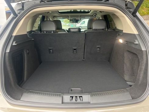 New 2025 Lincoln Corsair Reserve image 5