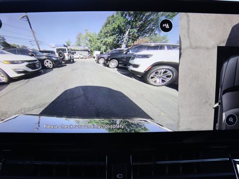 Used 2024 Lincoln Navigator L Premiere 4x4 image 52