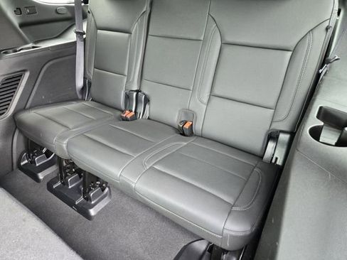 Used 2023 Chevrolet Tahoe LT w/ Luxury Package RWD image 32